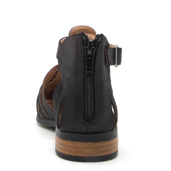 Last 1! Qupid Black Tuxedo caged pointy toe flats - Picture 4 of 5